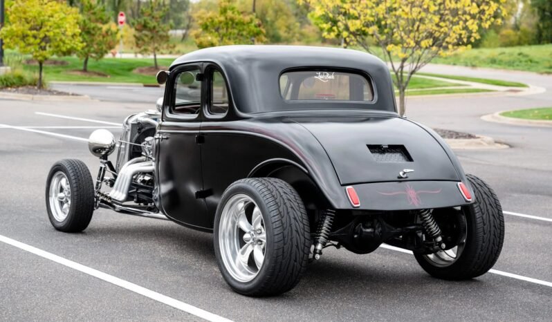 
								1933 Ford 5-Window Coupe V8 Hot Rod full									