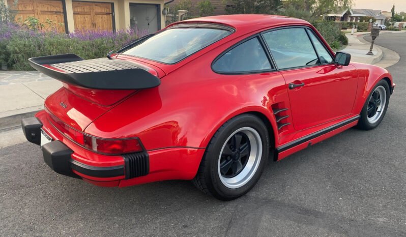 
								1988 Porsche 911 Turbo Slant Nose full									