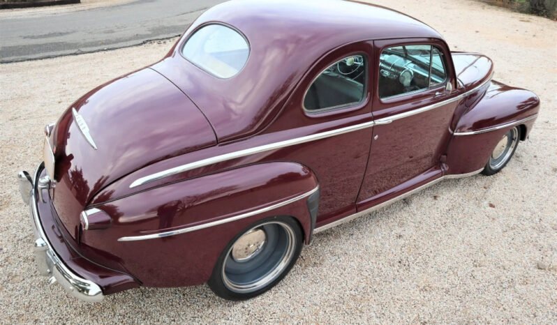 
								1948 Ford Super Deluxe Coupe V8 full									
