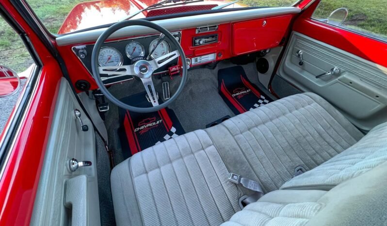 
								1972 Chevrolet C10 Pickup Truck 3-Speed full									
