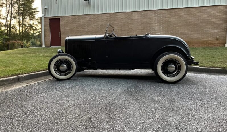 
								1932 Ford Roadster Hot Rod 296ci V8 full									